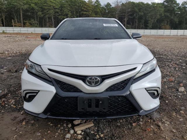 Photo 4 VIN: 4T1B61HKXJU646445 - TOYOTA CAMRY 