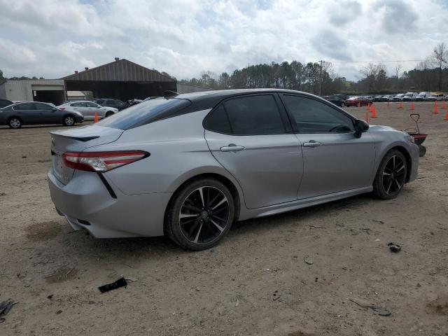 Photo 2 VIN: 4T1B61HKXKU280391 - TOYOTA CAMRY XSE 