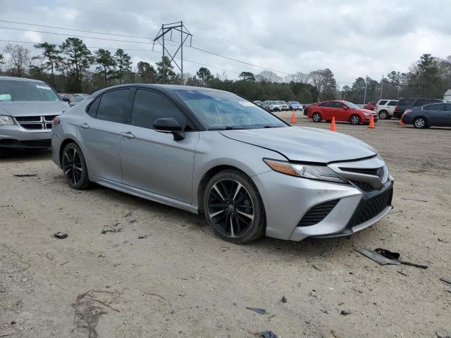 Photo 3 VIN: 4T1B61HKXKU280391 - TOYOTA CAMRY XSE 