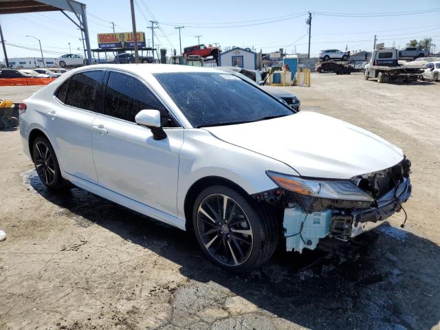 Photo 3 VIN: 4T1B61HKXKU297983 - TOYOTA CAMRY XSE 