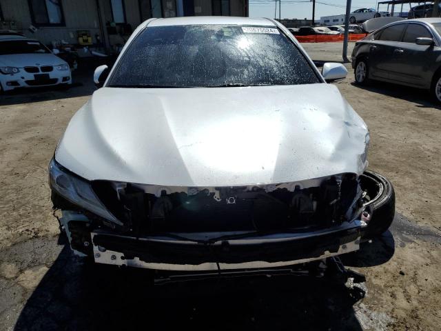 Photo 4 VIN: 4T1B61HKXKU297983 - TOYOTA CAMRY XSE 