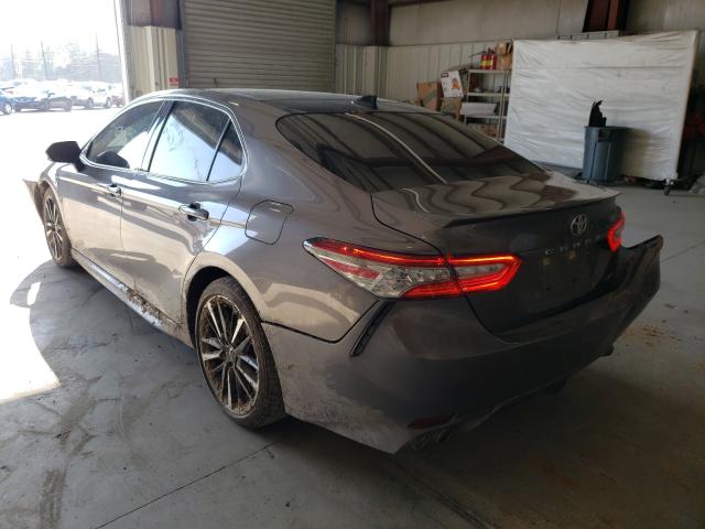 Photo 2 VIN: 4T1B61HKXKU768272 - TOYOTA CAMRY XSE 