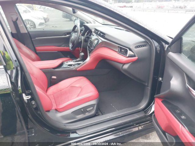 Photo 4 VIN: 4T1B61HKXKU803246 - TOYOTA CAMRY 