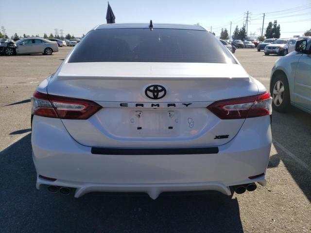 Photo 5 VIN: 4T1B61HKXKU808558 - TOYOTA CAMRY 