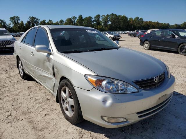 Photo 3 VIN: 4T1BA32K04U502748 - TOYOTA CAMRY SE 