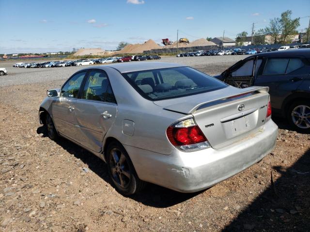 Photo 2 VIN: 4T1BA32K05U040175 - TOYOTA CAMRY SE 