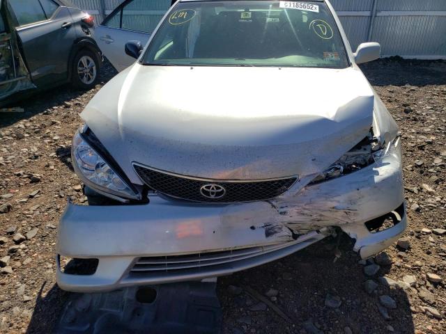 Photo 6 VIN: 4T1BA32K05U040175 - TOYOTA CAMRY SE 