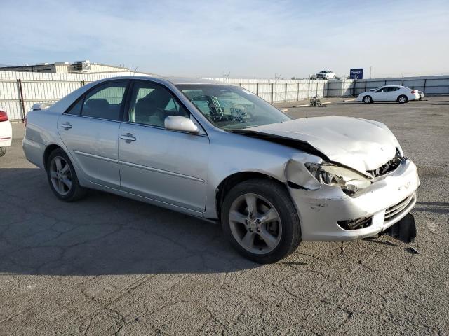 Photo 3 VIN: 4T1BA32K36U082101 - TOYOTA CAMRY SE 