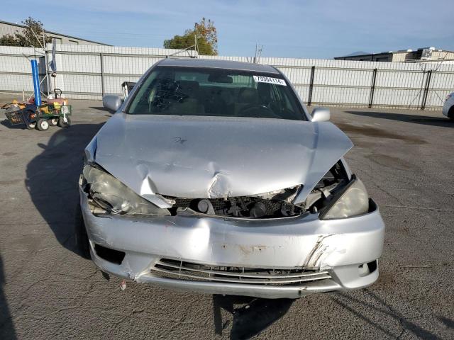 Photo 4 VIN: 4T1BA32K36U082101 - TOYOTA CAMRY SE 