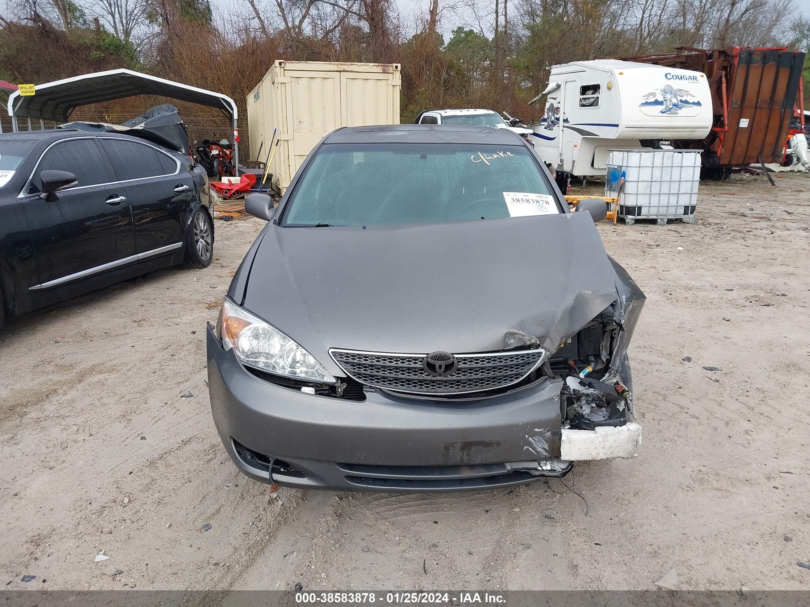 Photo 11 VIN: 4T1BA32K44U022048 - TOYOTA CAMRY 