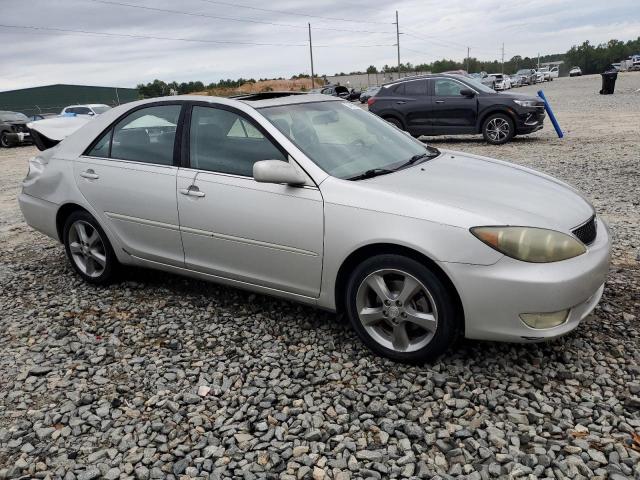 Photo 3 VIN: 4T1BA32K55U050880 - TOYOTA CAMRY SE 