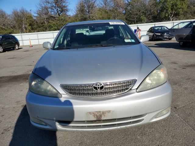 Photo 4 VIN: 4T1BA32K74U015580 - TOYOTA CAMRY SE 