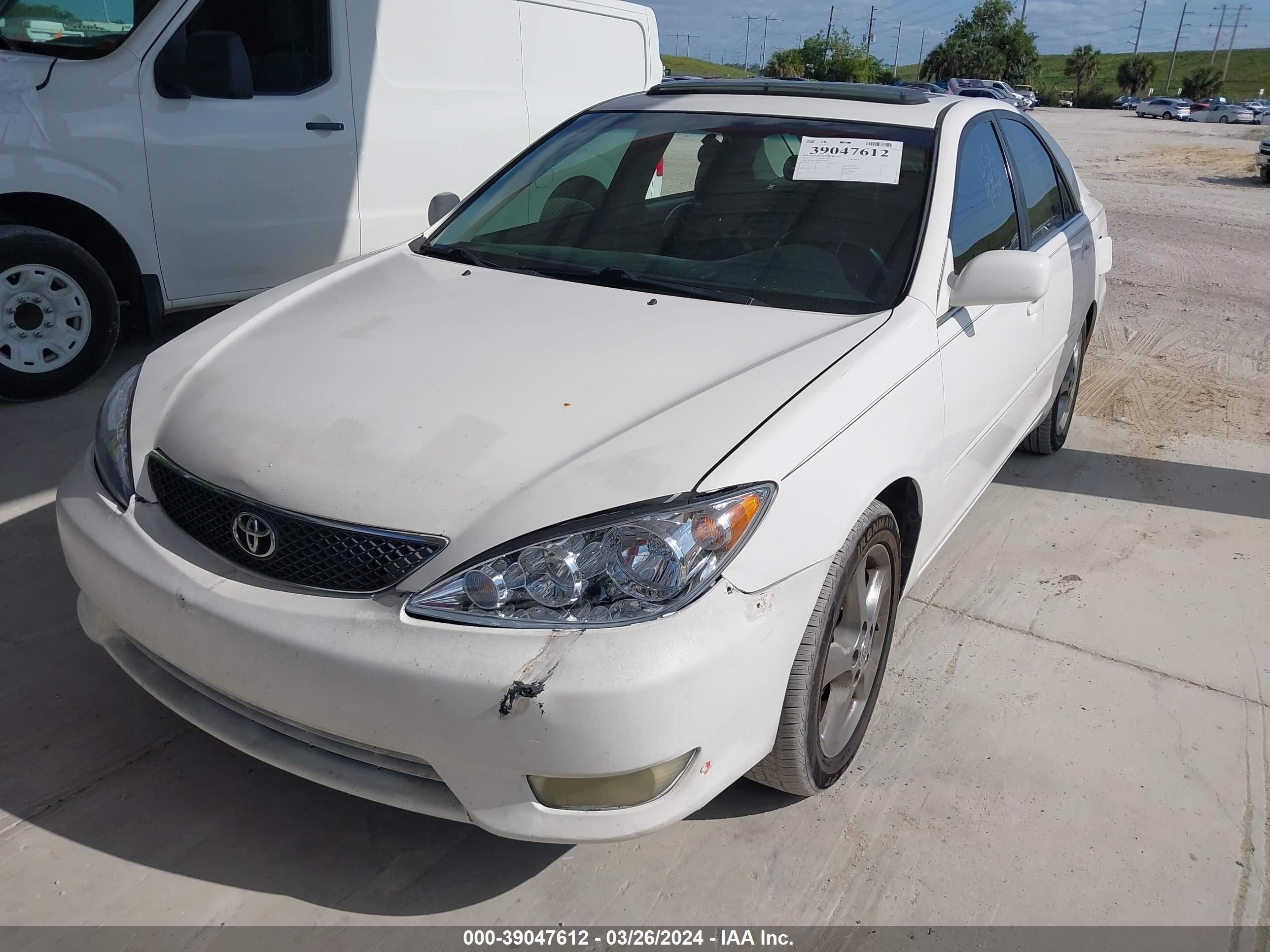 Photo 1 VIN: 4T1BA32K75U074825 - TOYOTA CAMRY 