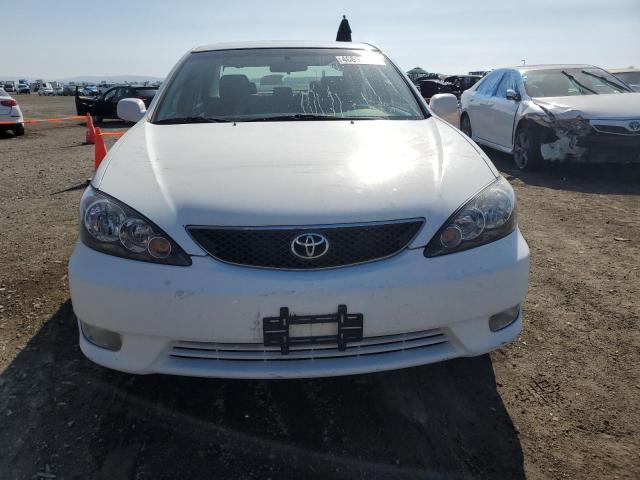 Photo 4 VIN: 4T1BA32KX5U506226 - TOYOTA CAMRY 