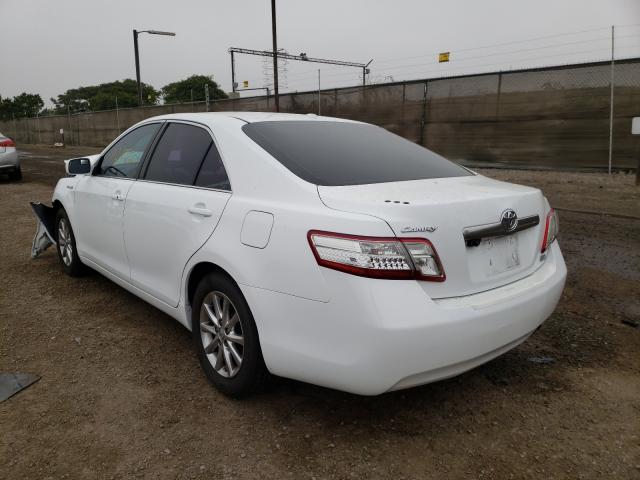 Photo 2 VIN: 4T1BB3EK0AU114567 - TOYOTA CAMRY HYBR 