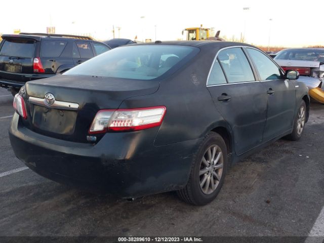 Photo 3 VIN: 4T1BB3EK0AU120918 - TOYOTA CAMRY HYBRID 