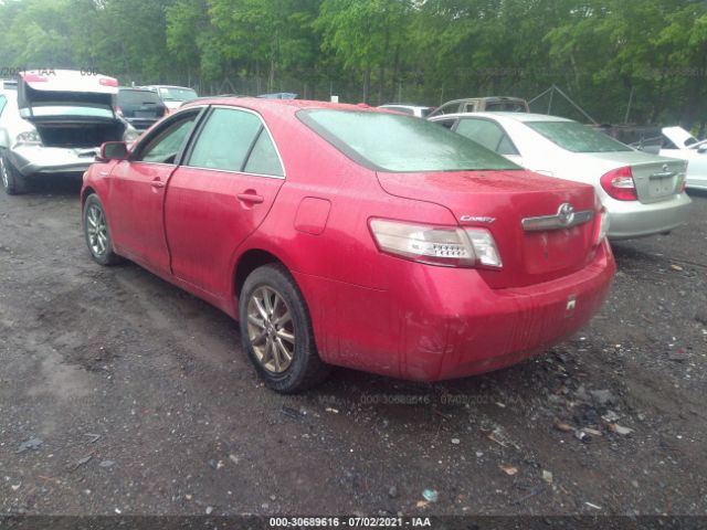 Photo 2 VIN: 4T1BB3EK0BU133573 - TOYOTA CAMRY HYBRID 