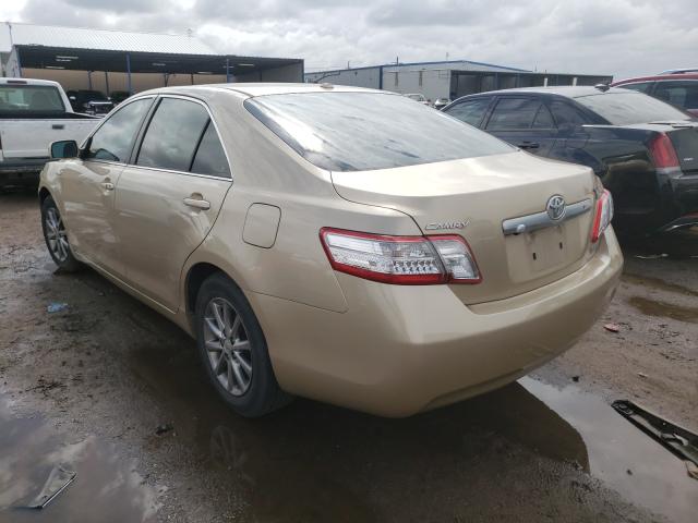 Photo 2 VIN: 4T1BB3EK0BU136649 - TOYOTA CAMRY HYBR 