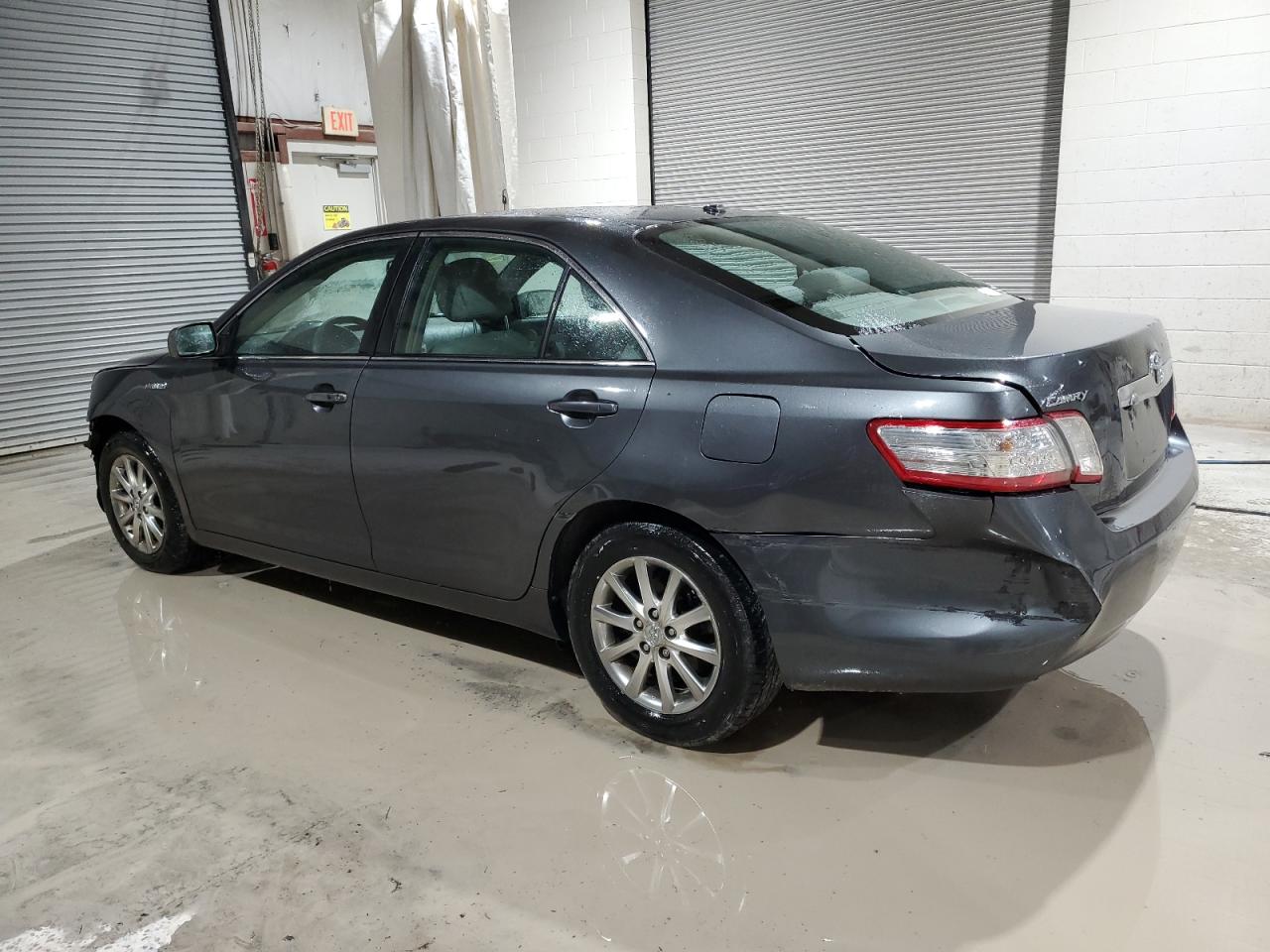 Photo 1 VIN: 4T1BB3EK1AU115551 - TOYOTA CAMRY 