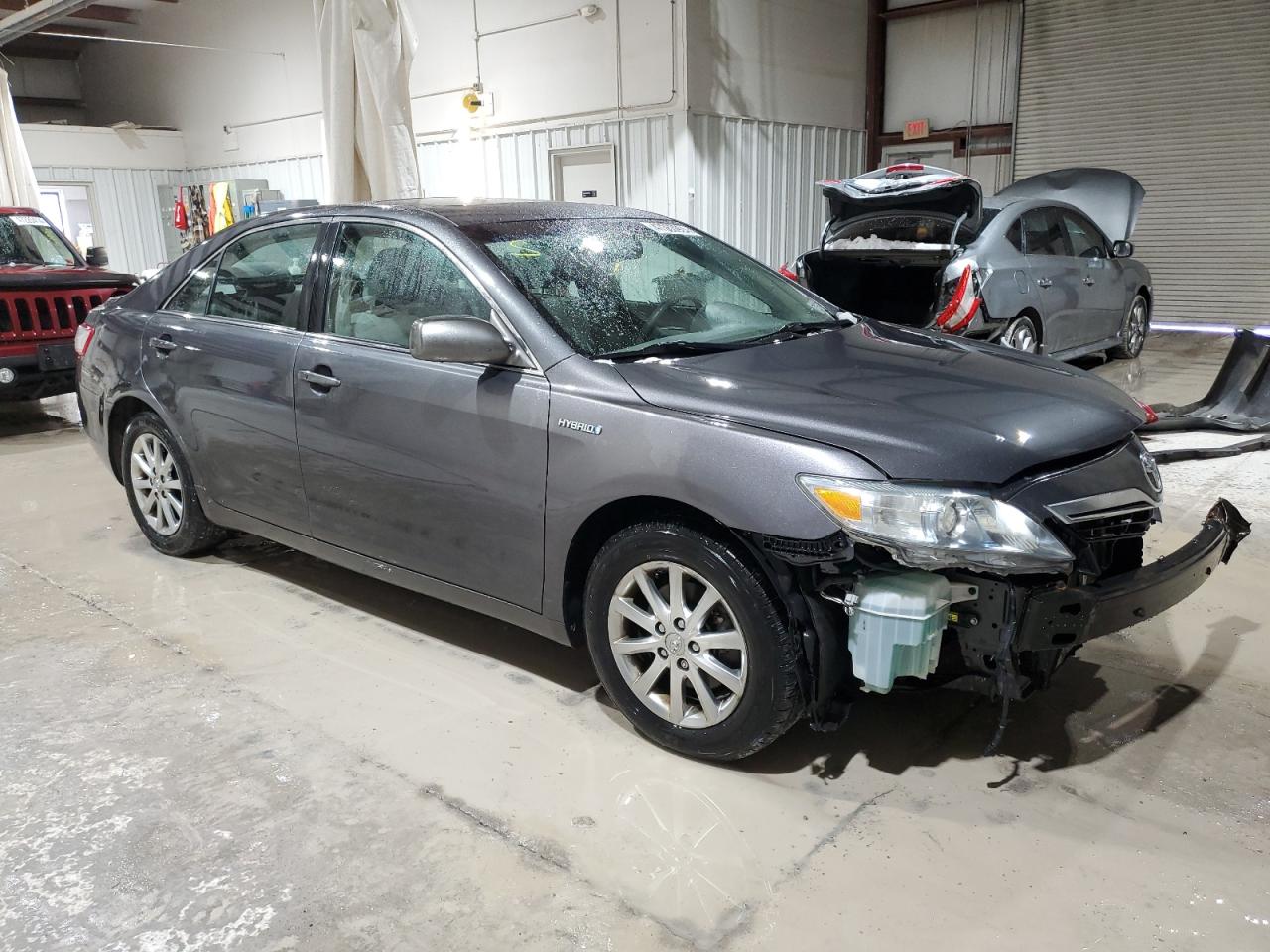 Photo 3 VIN: 4T1BB3EK1AU115551 - TOYOTA CAMRY 