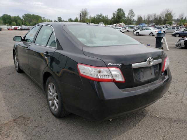 Photo 2 VIN: 4T1BB3EK1BU136756 - TOYOTA CAMRY HYBR 