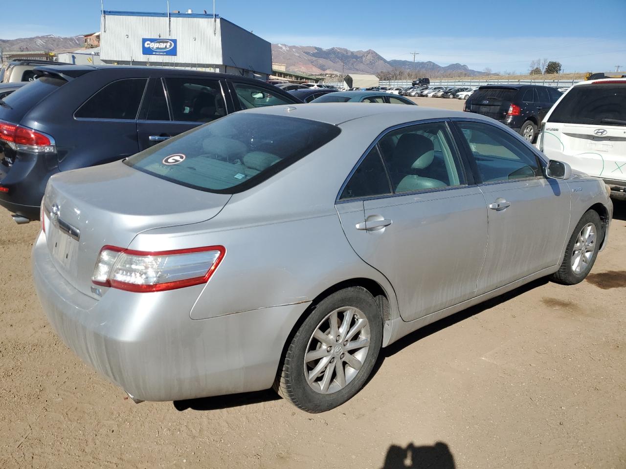 Photo 2 VIN: 4T1BB3EK2AU112299 - TOYOTA CAMRY 