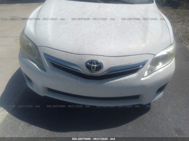 Photo 5 VIN: 4T1BB3EK2AU114702 - TOYOTA CAMRY HYBRID 