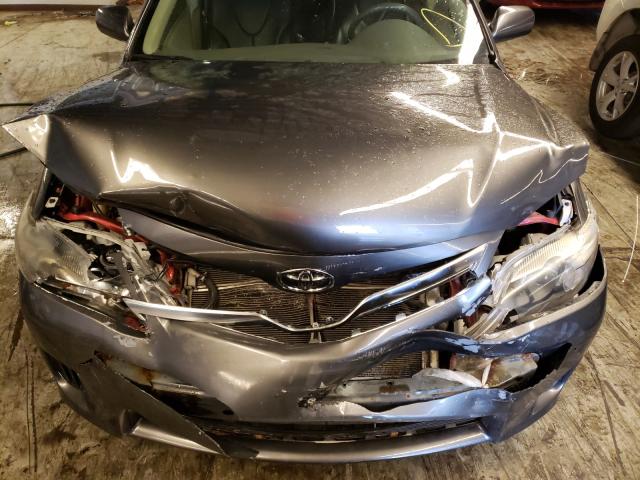 Photo 6 VIN: 4T1BB3EK2AU115218 - TOYOTA CAMRY HYBR 