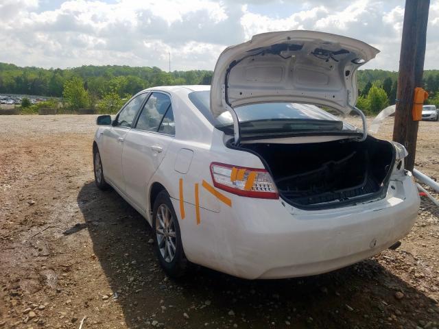 Photo 2 VIN: 4T1BB3EK2AU119303 - TOYOTA CAMRY HYBR 