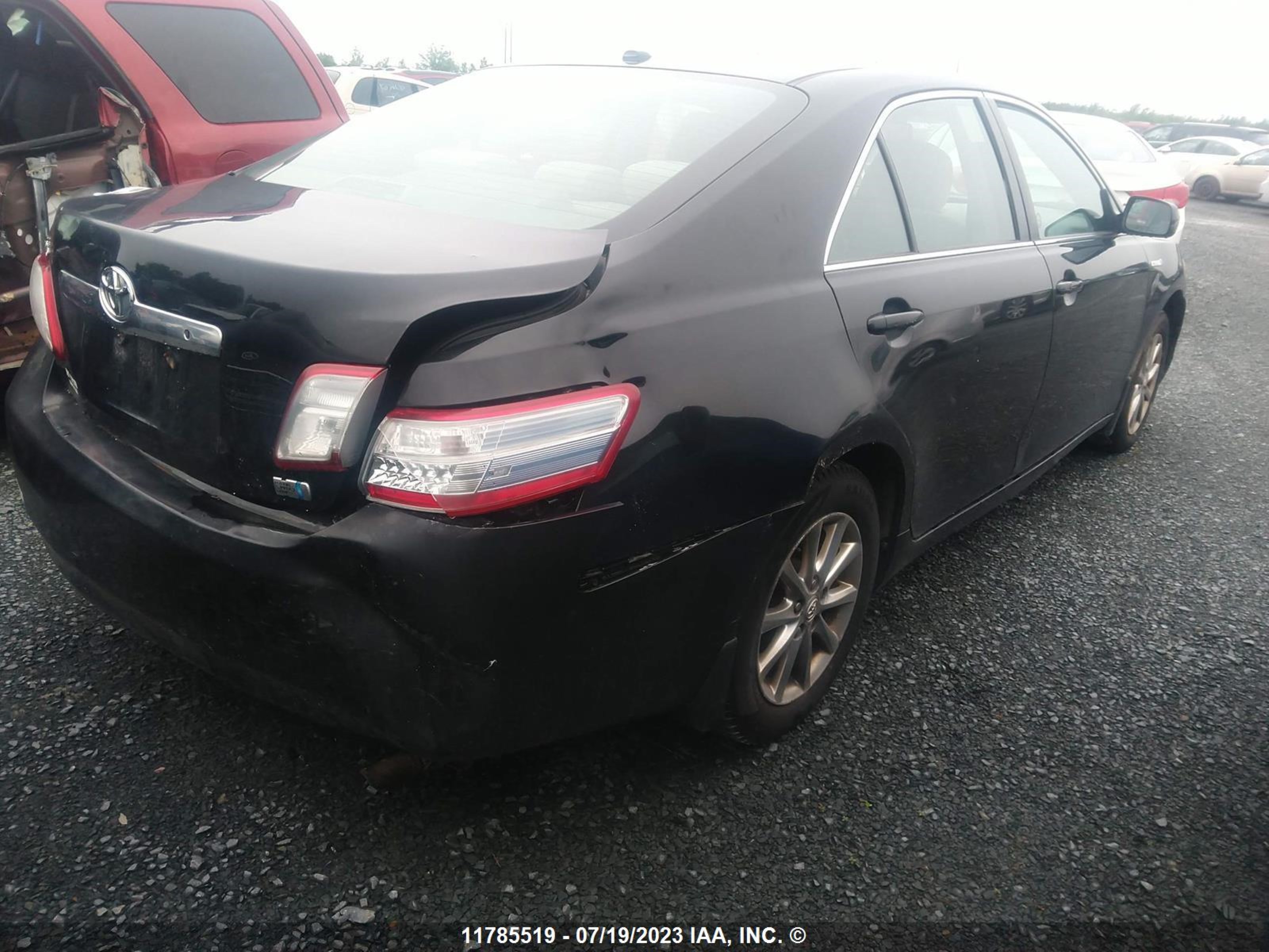 Photo 3 VIN: 4T1BB3EK2BU129752 - TOYOTA CAMRY 