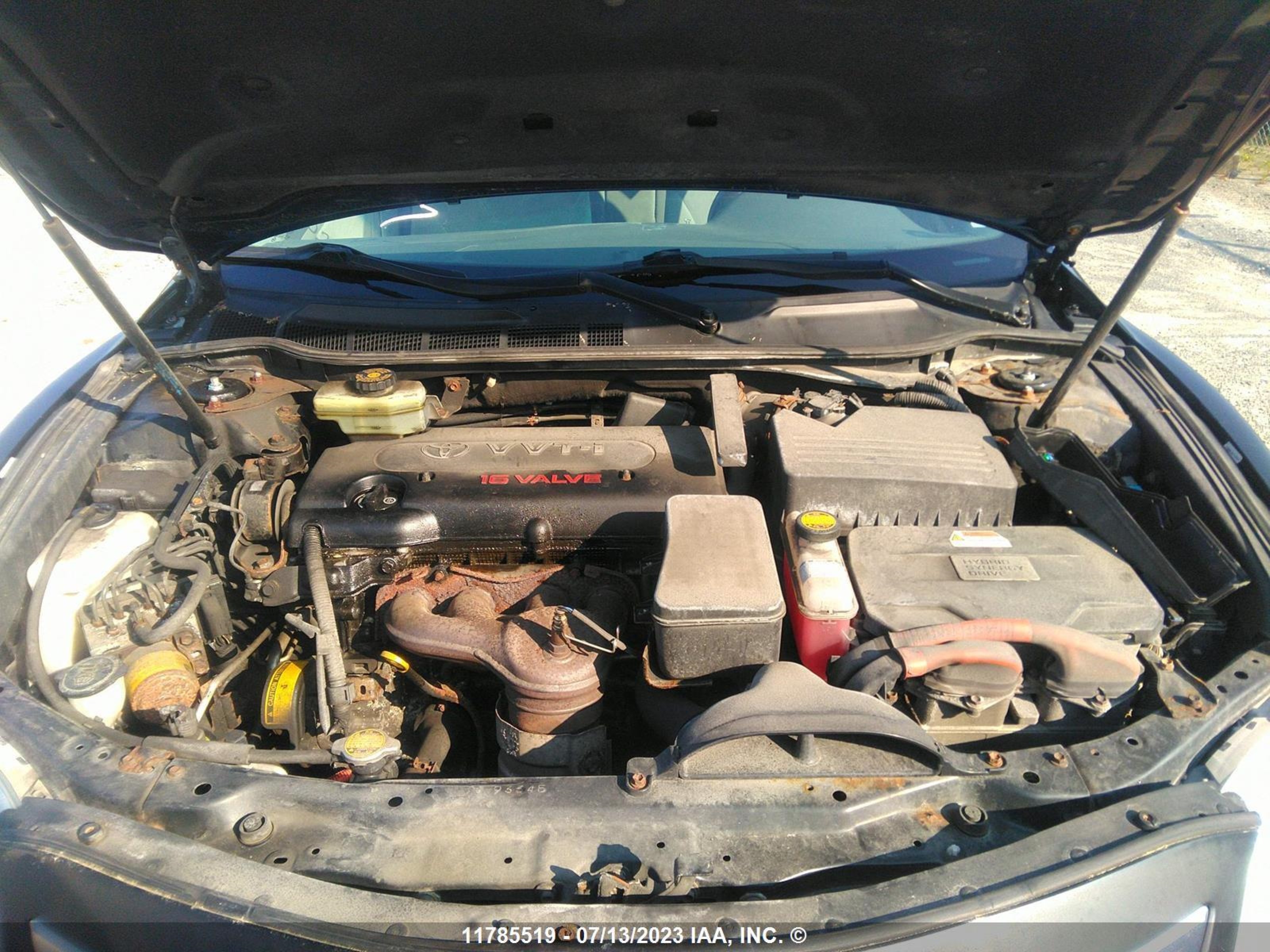 Photo 9 VIN: 4T1BB3EK2BU129752 - TOYOTA CAMRY 