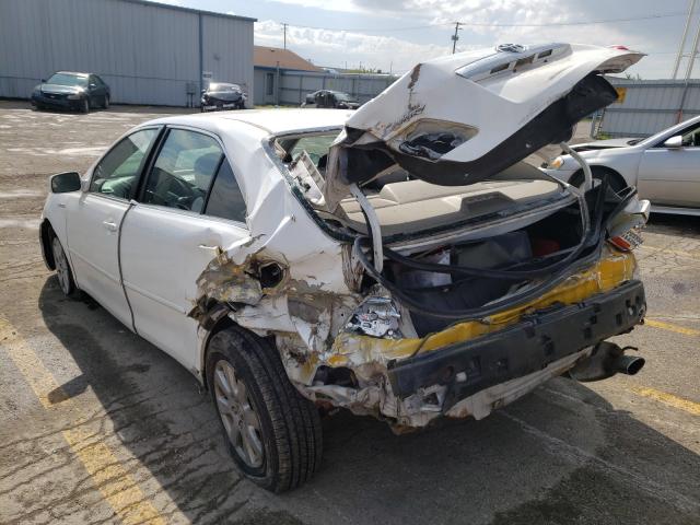 Photo 2 VIN: 4T1BB3EK2BU135874 - TOYOTA CAMRY HYBR 