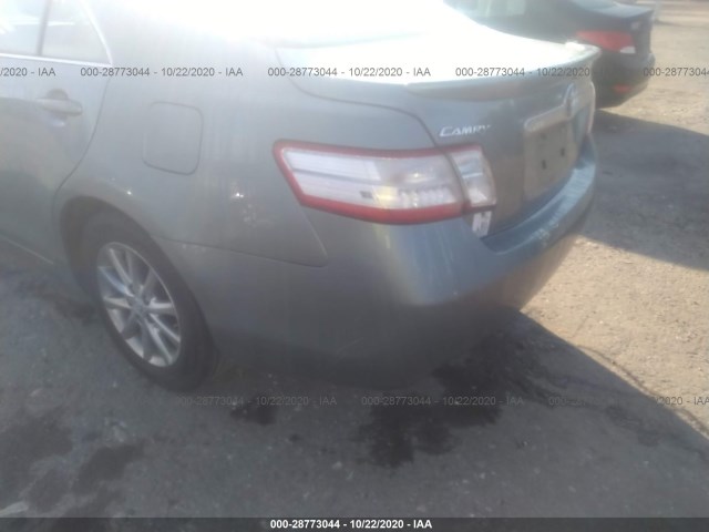 Photo 5 VIN: 4T1BB3EK2BU141531 - TOYOTA CAMRY HYBRID 