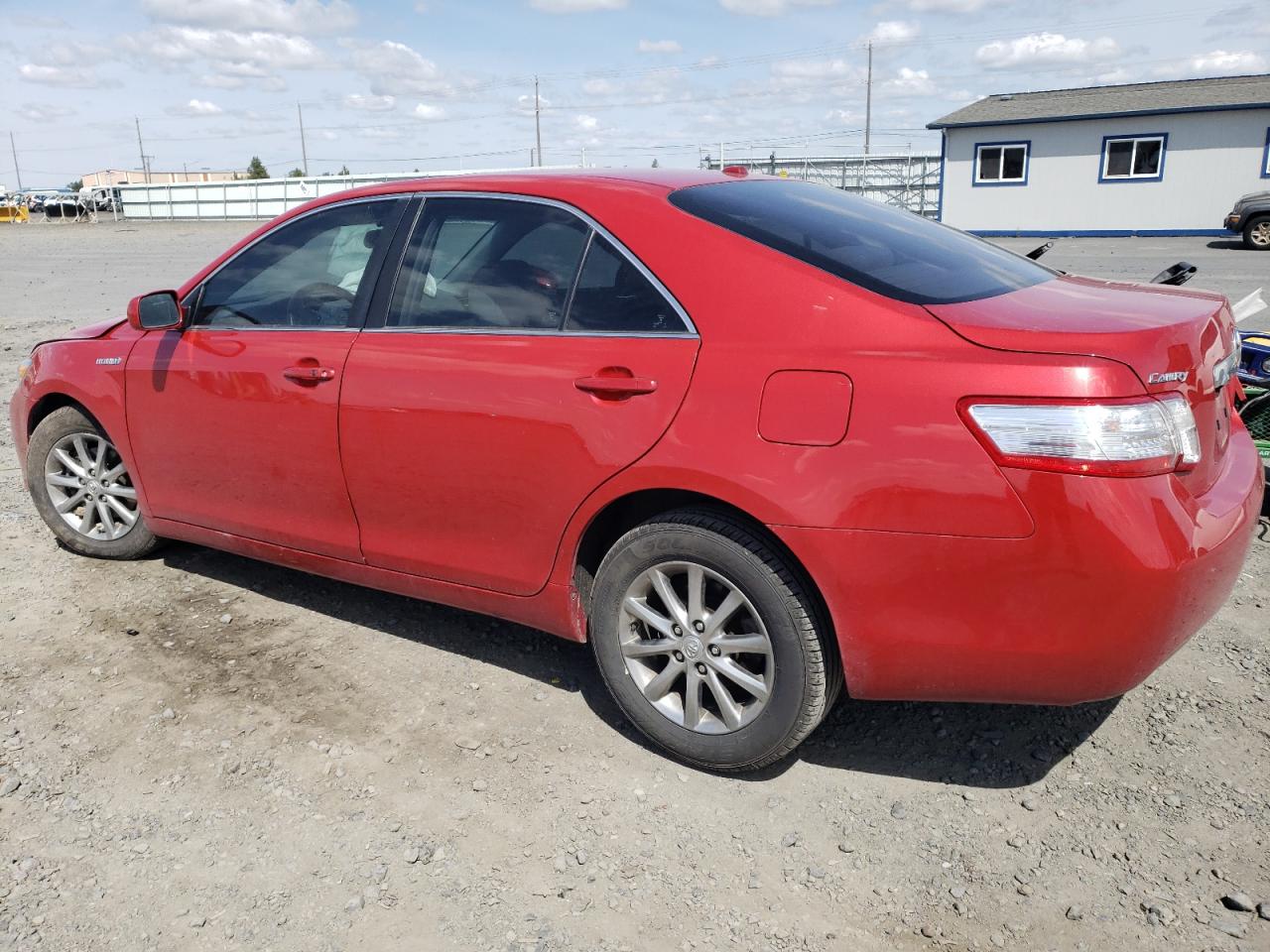 Photo 1 VIN: 4T1BB3EK2BU141951 - TOYOTA CAMRY 