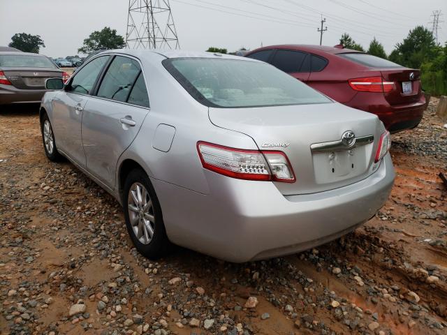 Photo 2 VIN: 4T1BB3EK3AU111470 - TOYOTA CAMRY HYBR 