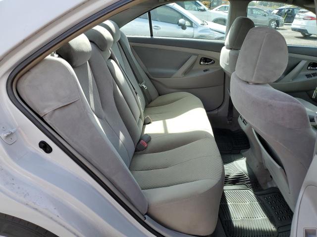 Photo 9 VIN: 4T1BB3EK3AU111596 - TOYOTA CAMRY HYBR 