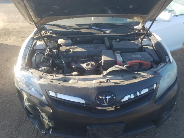 Photo 6 VIN: 4T1BB3EK3AU114126 - TOYOTA CAMRY HYBR 