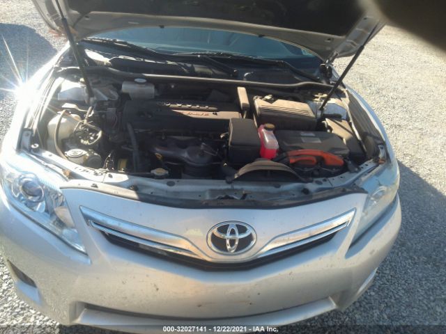 Photo 9 VIN: 4T1BB3EK3AU115793 - TOYOTA CAMRY HYBRID 