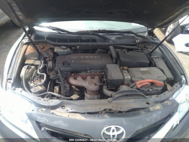 Photo 9 VIN: 4T1BB3EK3AU118001 - TOYOTA CAMRY HYBRID 