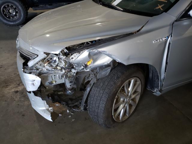 Photo 8 VIN: 4T1BB3EK3AU124848 - TOYOTA CAMRY HYBR 