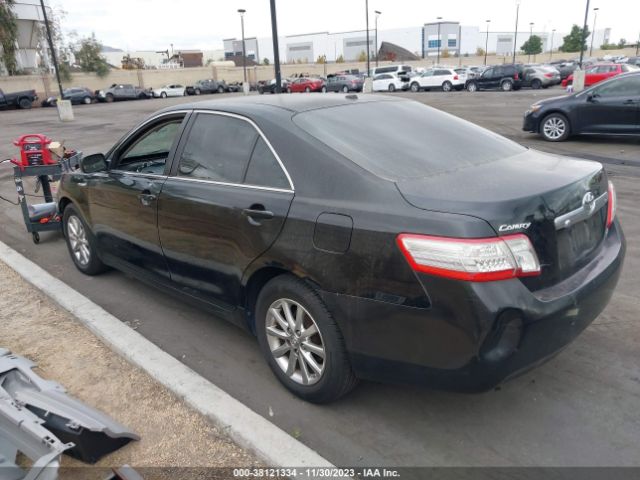 Photo 2 VIN: 4T1BB3EK4AU112739 - TOYOTA CAMRY HYBRID 