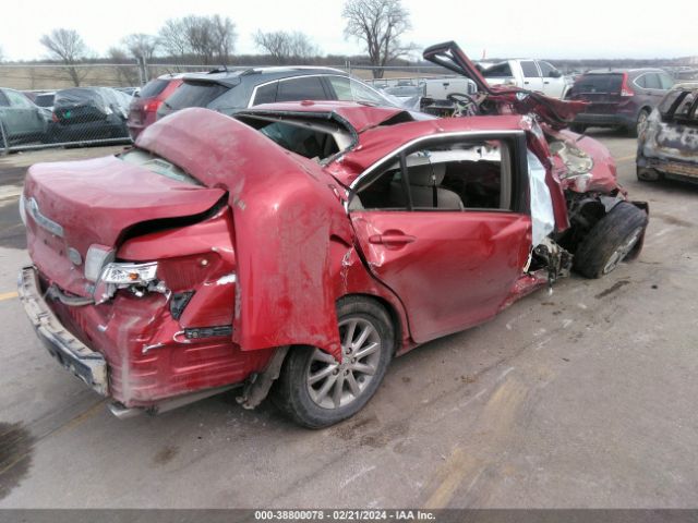 Photo 3 VIN: 4T1BB3EK4AU119318 - TOYOTA CAMRY HYBRID 