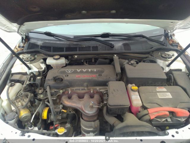 Photo 9 VIN: 4T1BB3EK4BU126724 - TOYOTA CAMRY HYBRID 