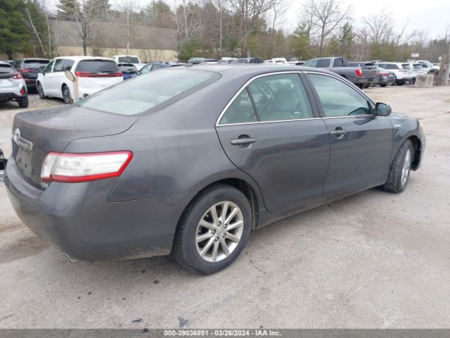 Photo 3 VIN: 4T1BB3EK4BU134631 - TOYOTA CAMRY HYBRID 