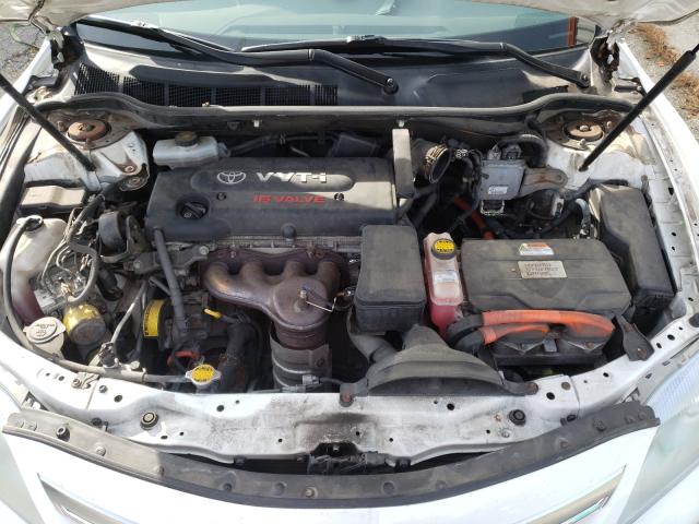 Photo 6 VIN: 4T1BB3EK4BU141515 - TOYOTA CAMRY HYBR 