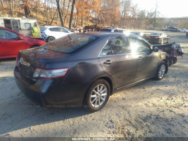 Photo 3 VIN: 4T1BB3EK5AU113401 - TOYOTA CAMRY HYBRID 