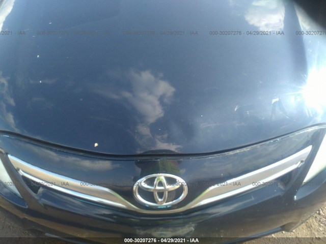 Photo 9 VIN: 4T1BB3EK5AU120610 - TOYOTA CAMRY HYBRID 