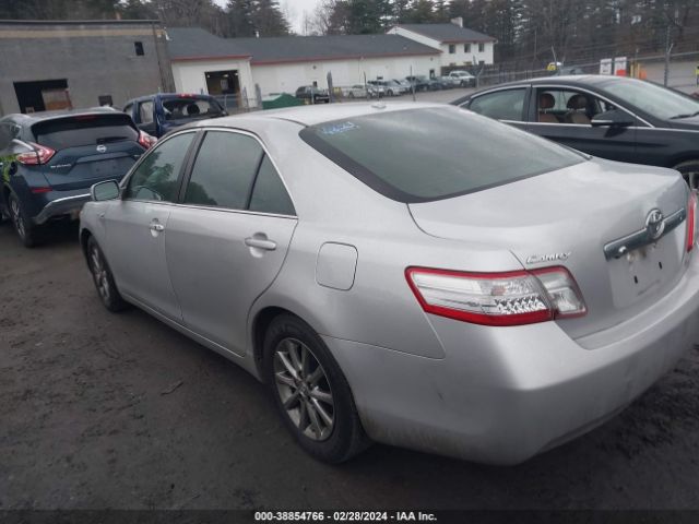 Photo 2 VIN: 4T1BB3EK5BU133648 - TOYOTA CAMRY HYBRID 