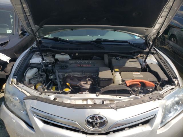 Photo 6 VIN: 4T1BB3EK5BU142317 - TOYOTA CAMRY HYBR 