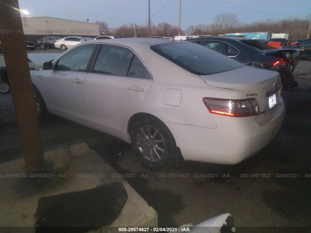 Photo 2 VIN: 4T1BB3EK6AU118655 - TOYOTA CAMRY HYBRID 